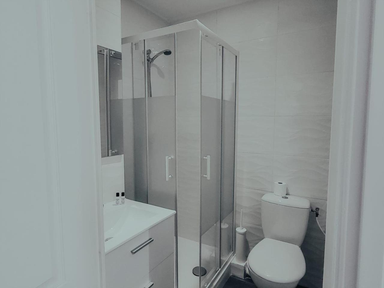 Suite Onega Lyon Exteriör bild